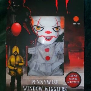 Pennywise/IT Window Wiggler, Motion Sensor Sounds